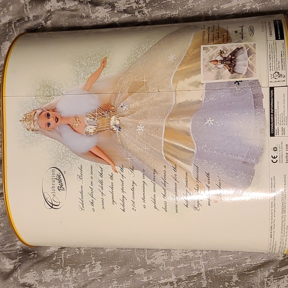 2000 special edition celebration barbie - Picture 2 of 3